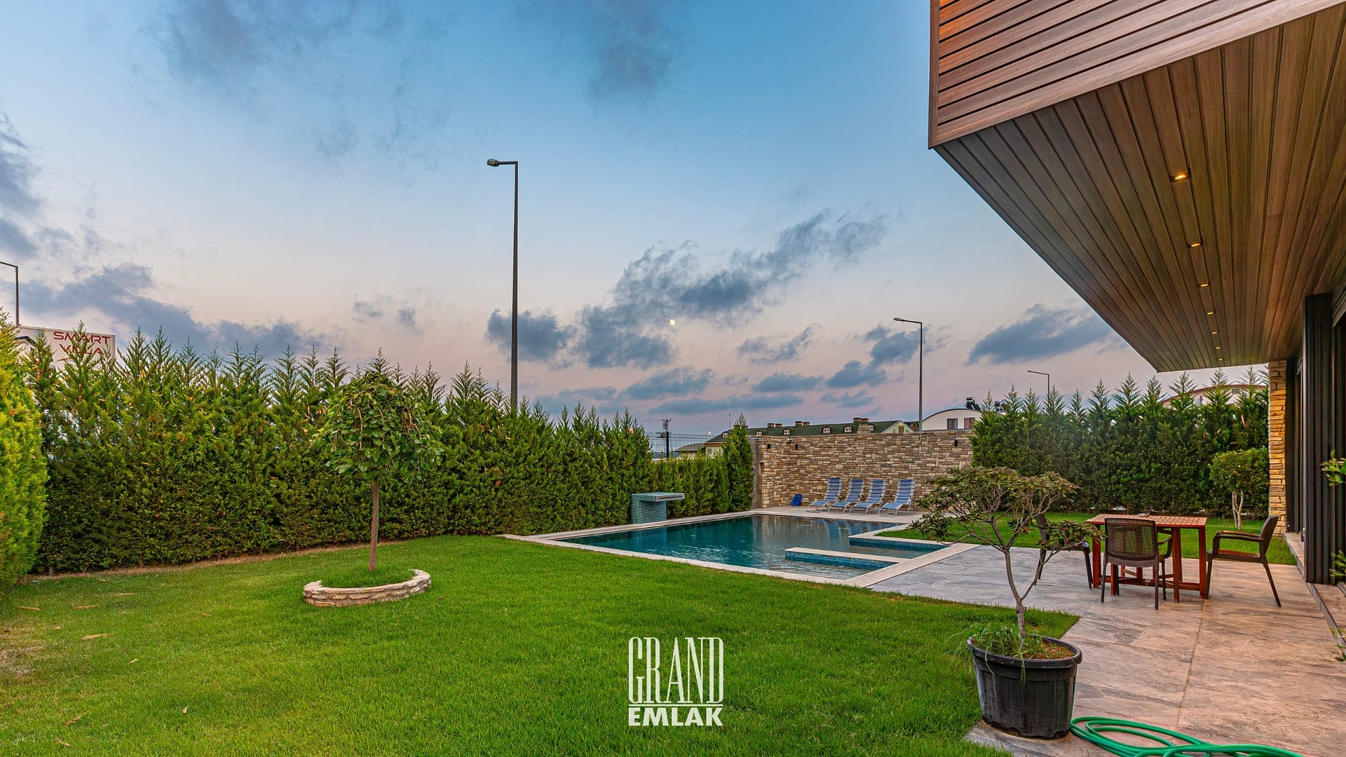 belek villa logolu (6)