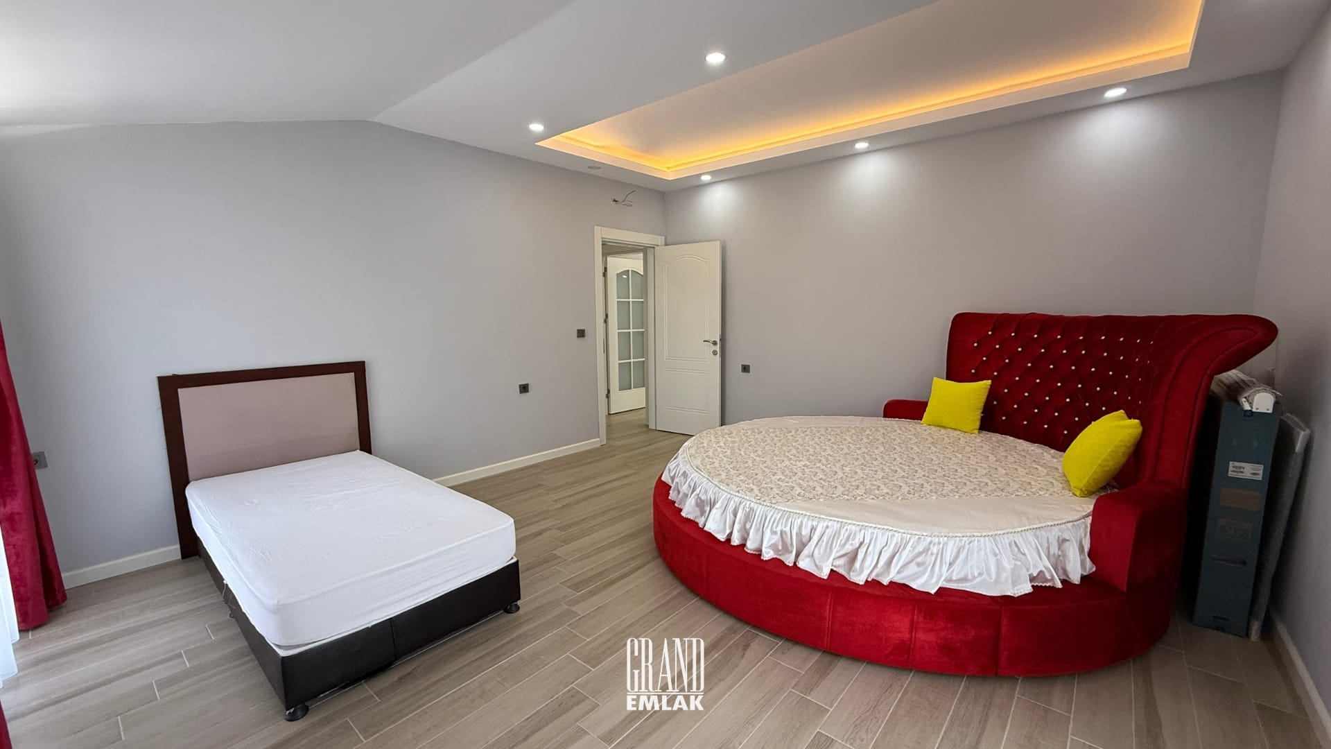 döişemealtı 6+1 müstakil villa logolu (22)