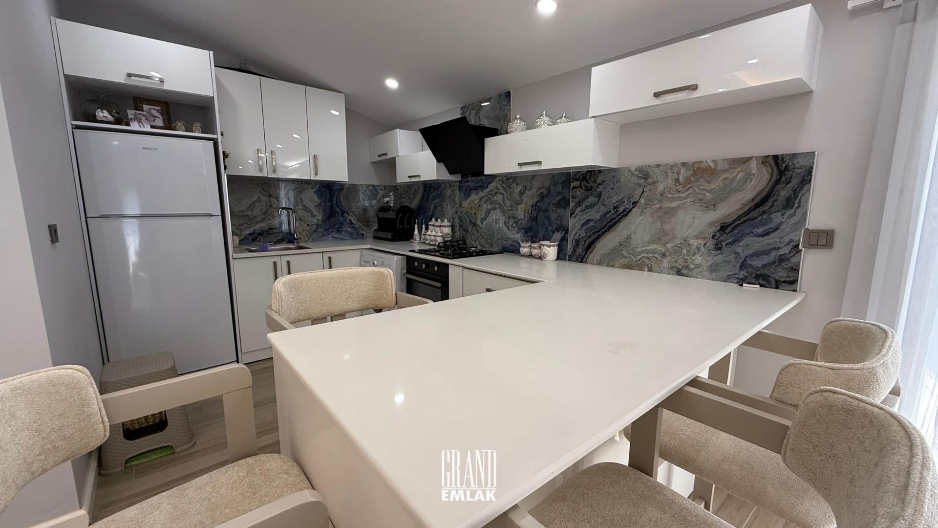 döişemealtı 6+1 müstakil villa logolu (26)