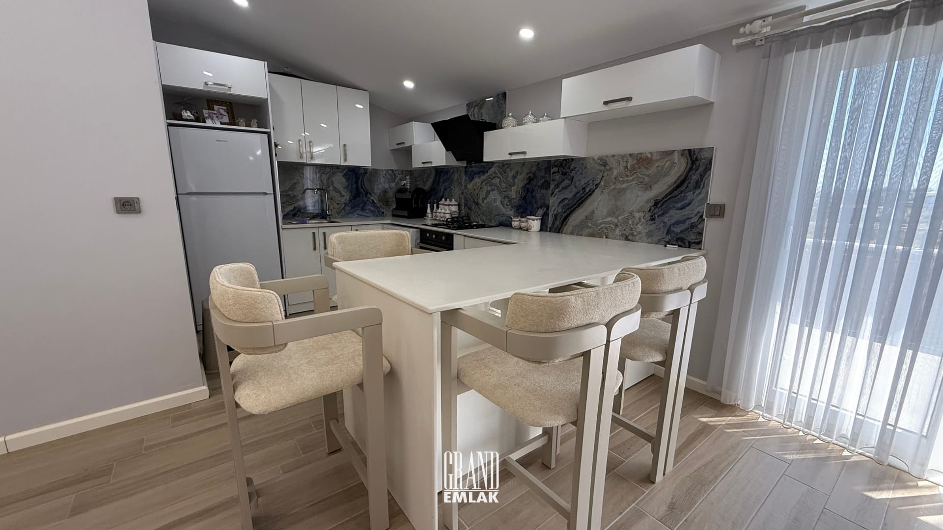 döişemealtı 6+1 müstakil villa logolu (27)