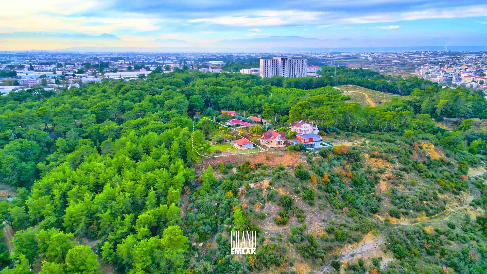 hacıaliler 3,7 dönüm arazi içinde konumlanmış villa (4)