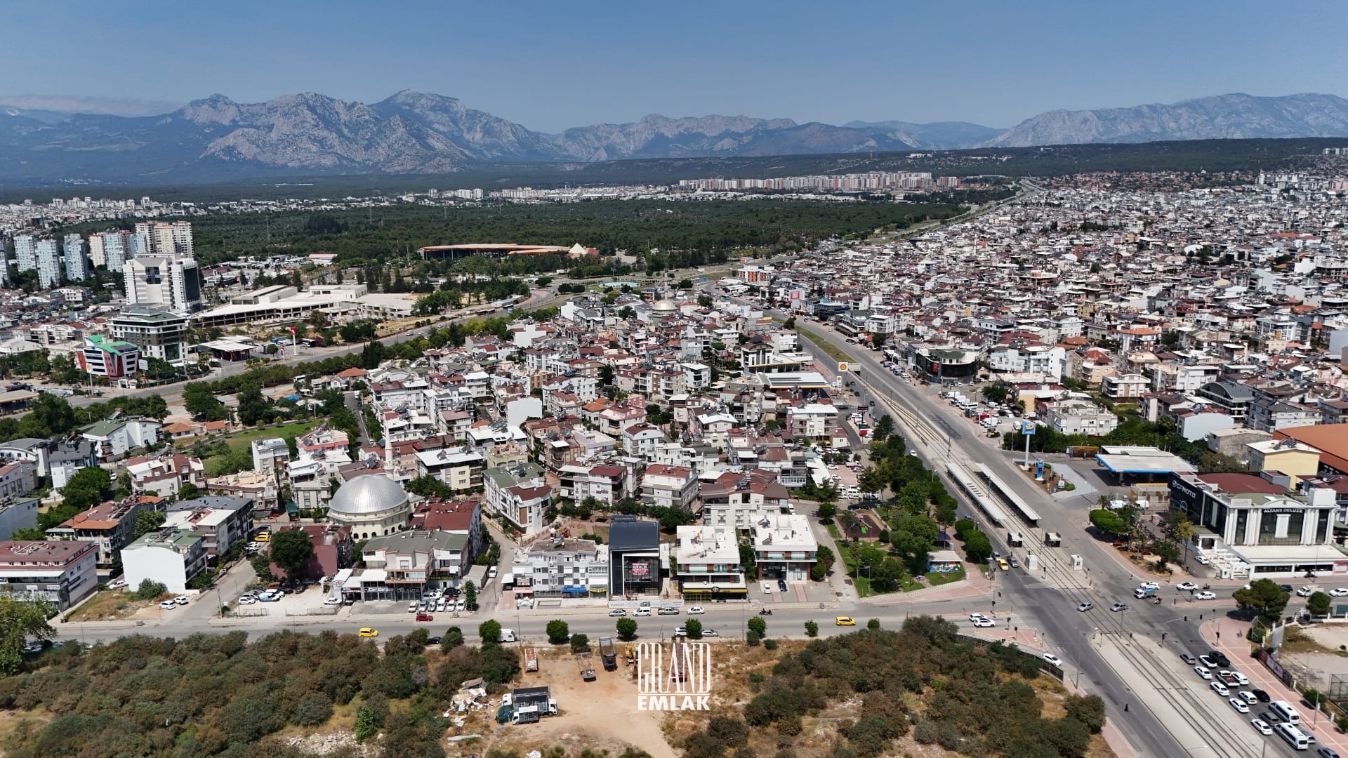 kiralık komple bina dükkan logolu (22)