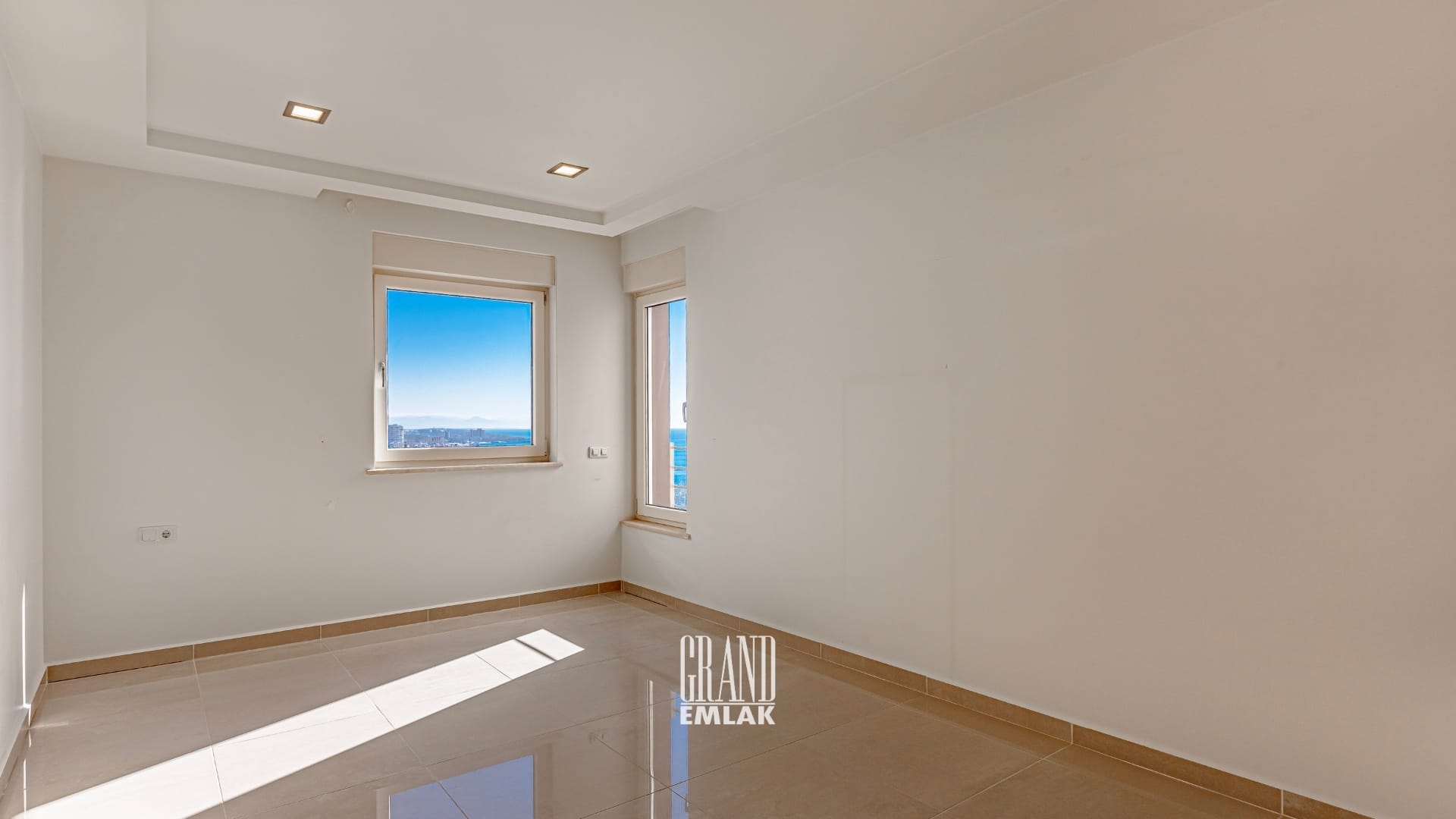 YALIYAR SİTESİ 10. KAT (32)