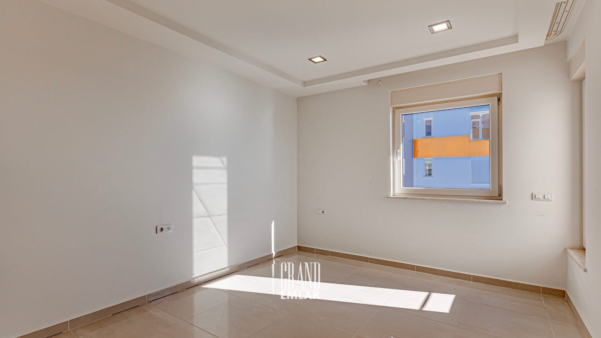 YALIYAR SİTESİ 10. KAT (33)