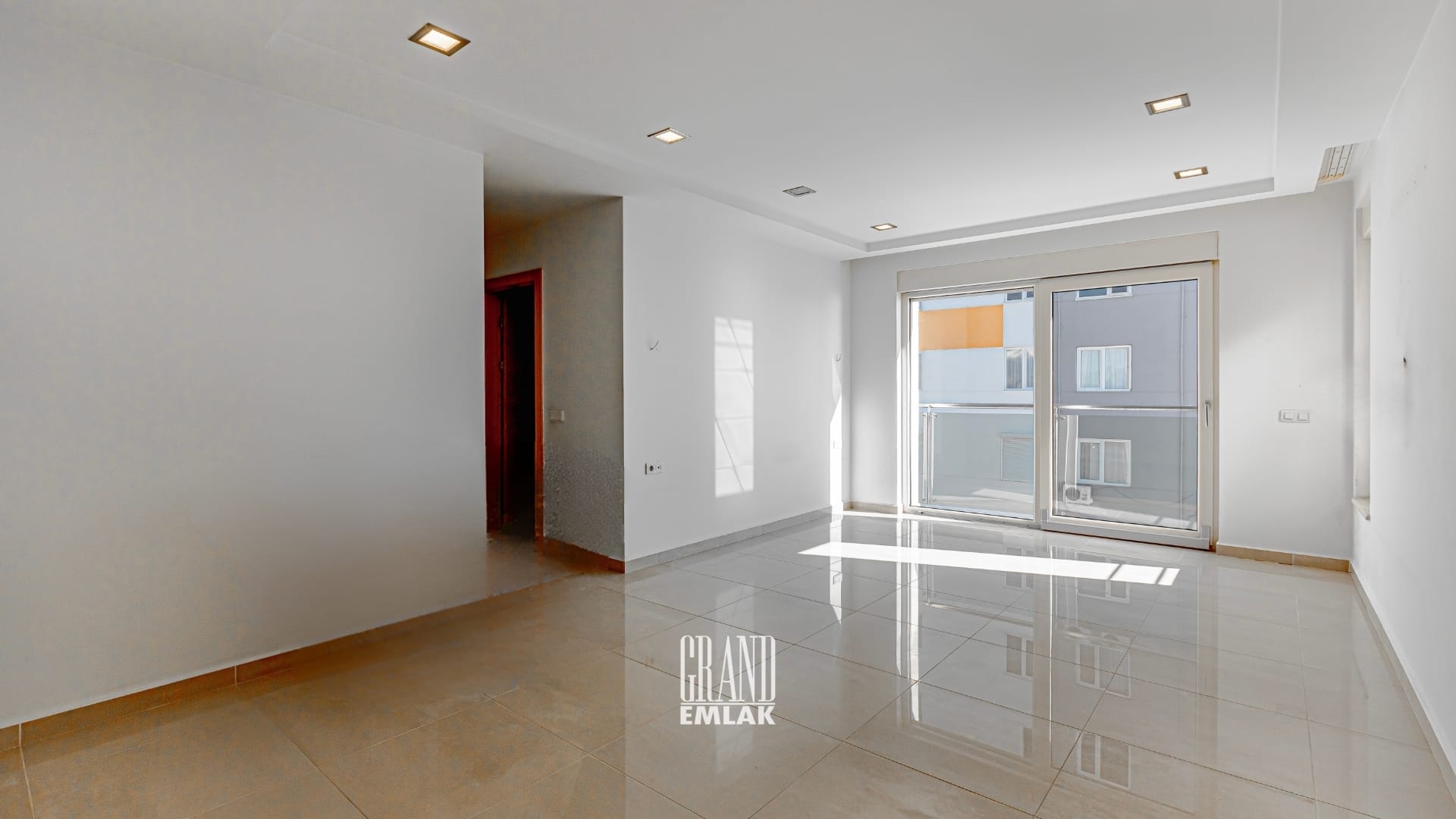 YALIYAR SİTESİ 10. KAT (36)