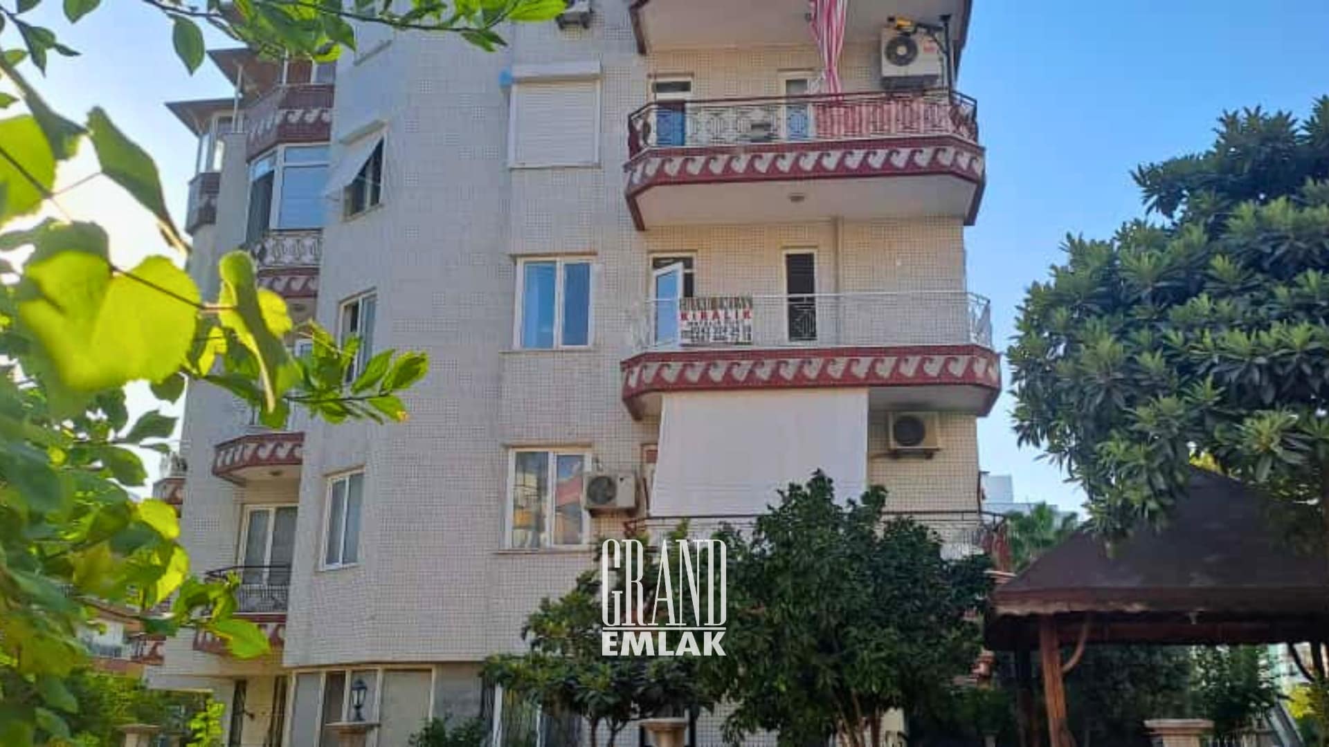 gt (2)