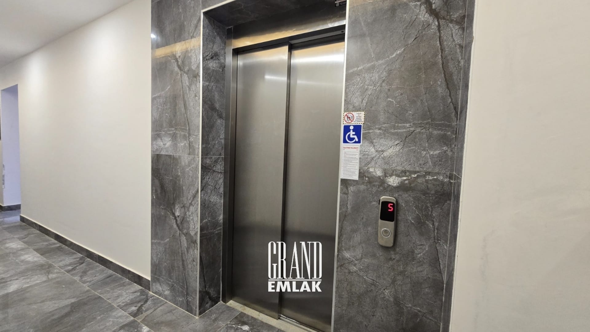 ALTINTAŞTA KAPALI OTOPARKLI SIFIR EŞYALI 1+1 KİRALIK DAİRE (19)