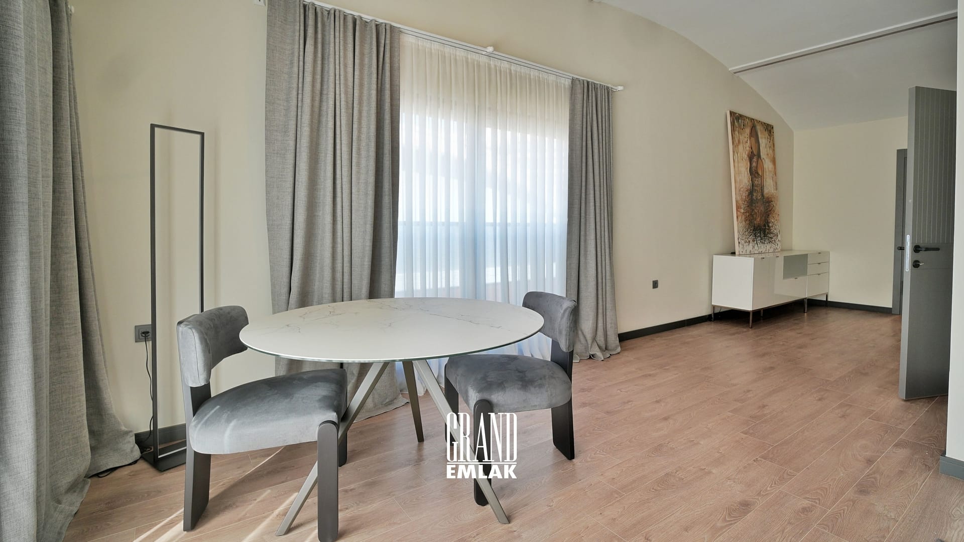 Allure – Lüks Site İçerisinde, Full Eşyalı, Donanımlı 4+1 Satılık Villa R1 (25)