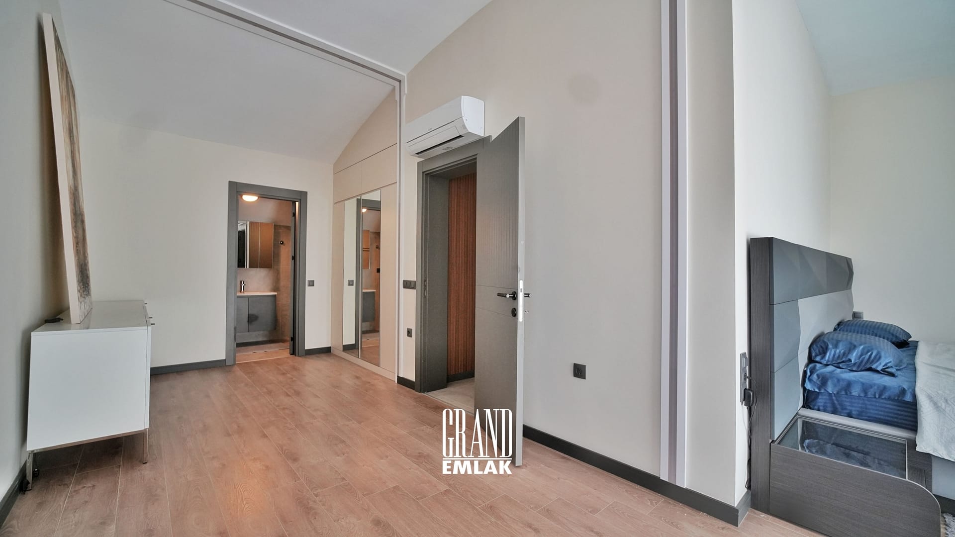 Allure – Lüks Site İçerisinde, Full Eşyalı, Donanımlı 4+1 Satılık Villa R1 (26)