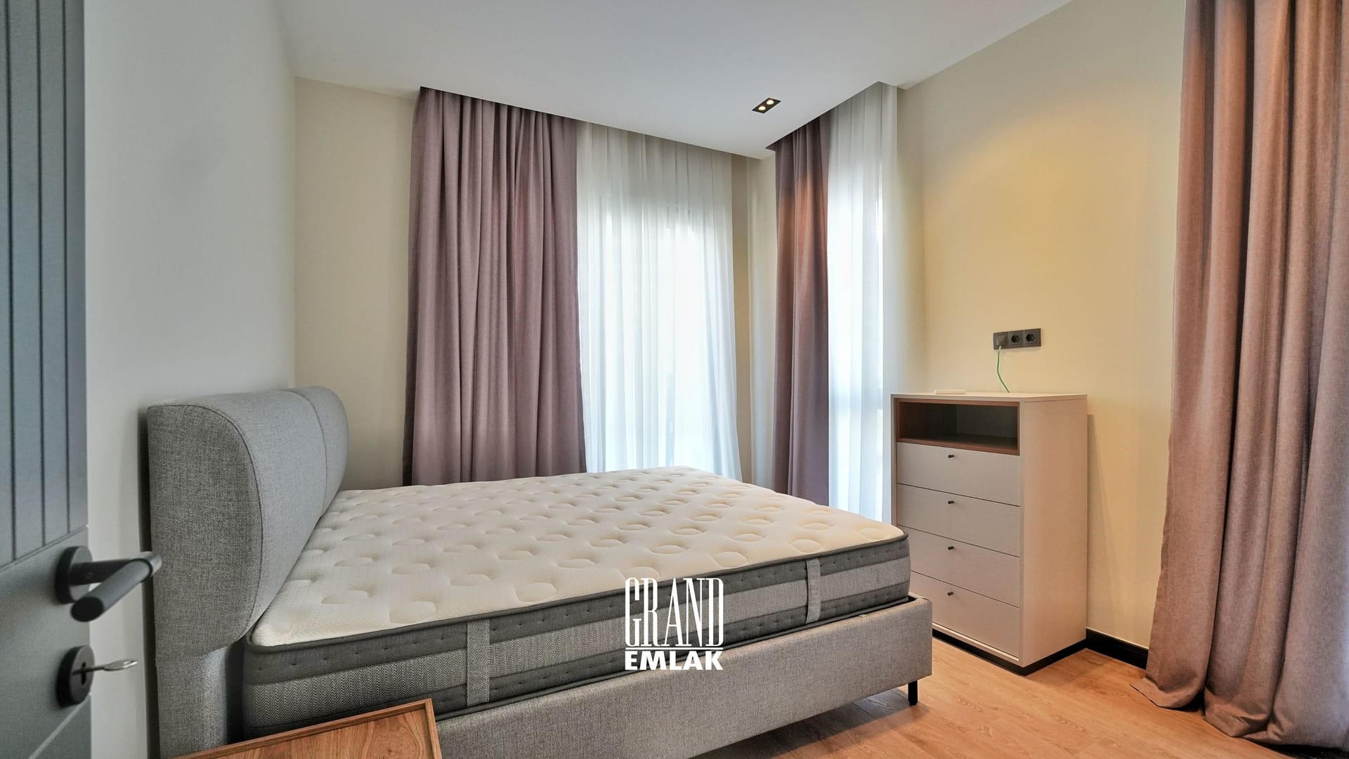 Allure – Lüks Site İçerisinde, Full Eşyalı, Donanımlı 4+1 Satılık Villa R1 (31)