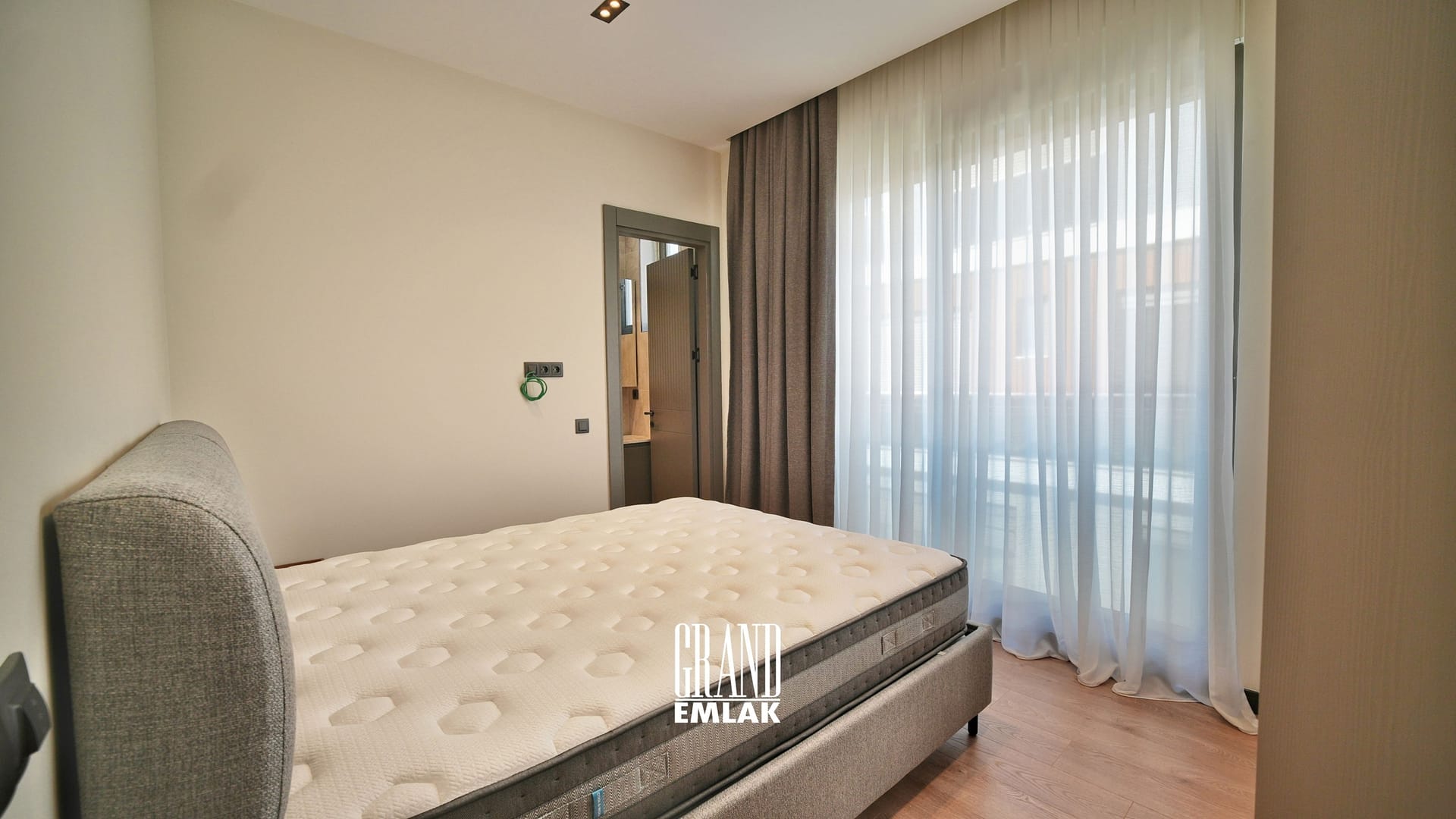 Allure – Lüks Site İçerisinde, Full Eşyalı, Donanımlı 4+1 Satılık Villa R1 (33)