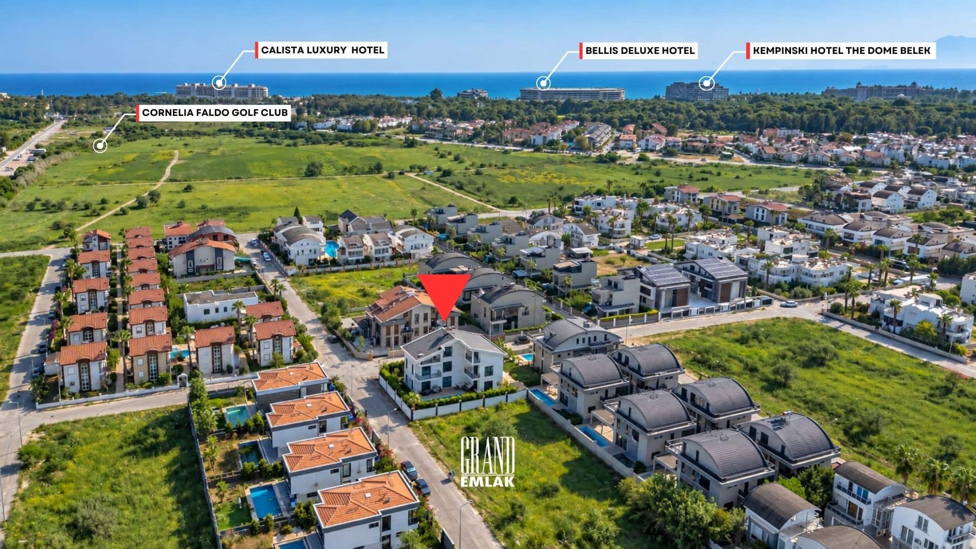 Belek’te 600 m² Köşe Parselde Özel Tasarımlı Satılık (1)